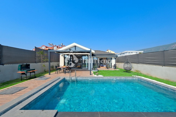 Villa Arel House