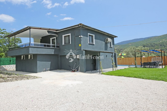 Villa Ecrinsu