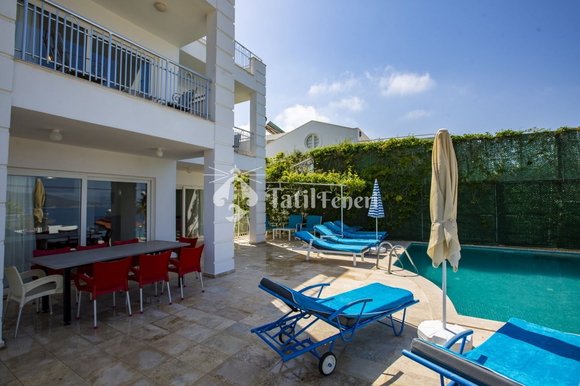 Villa Atlantis