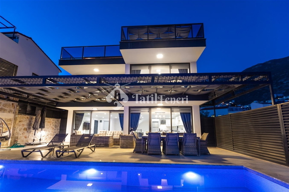 Villa Royal Hills 1