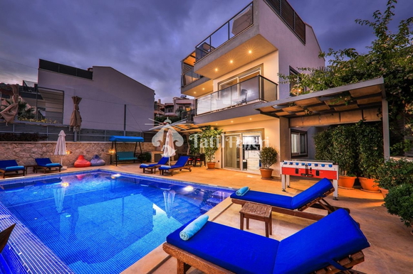 Villa Blue Star