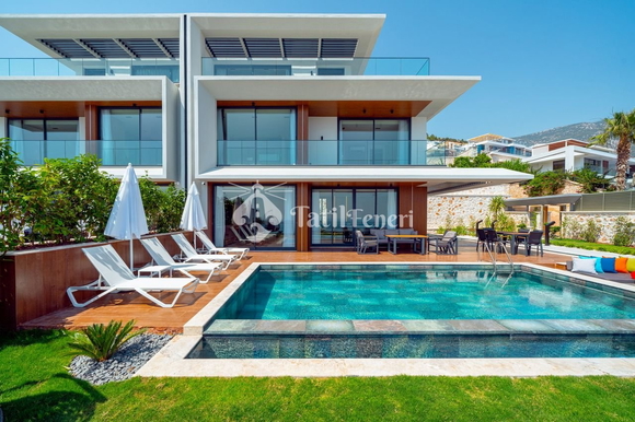 Villa Aura A