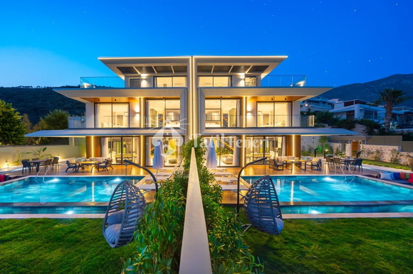 Villa Aura B
