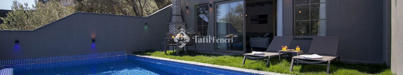 Villa Royal Little